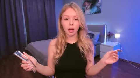 adelllovely online show from 10, 9, 2025