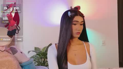 Isabellafirst online show from 15, 11, 2025