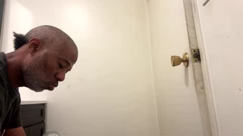 adick_ting online show from 28, 11, 2025