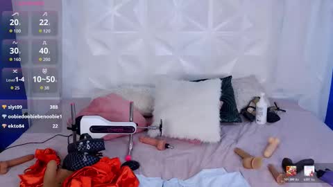 adisson_petite1 online show from 21, 3, 2026