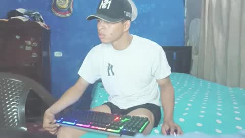 Snapshot of adonis5_ chatting on 16, 12, 2025 Adonis online show from 16, 12, 2025