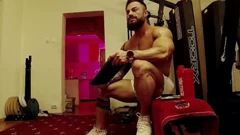 Adonis online show from 25, 2, 2026