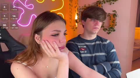 Snapshot of adrean_sofi chatting on 28, 10, 2025 adrean_sofi online show from 28, 10, 2025