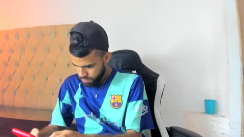 adri_sexboy229 online show from 30, 9, 2025