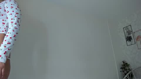 Adriana online show from 7, 11, 2025