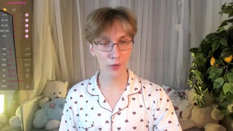 Adrian online show from 30, 1, 2025