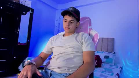 ADRIAN online show from 12, 3, 2026