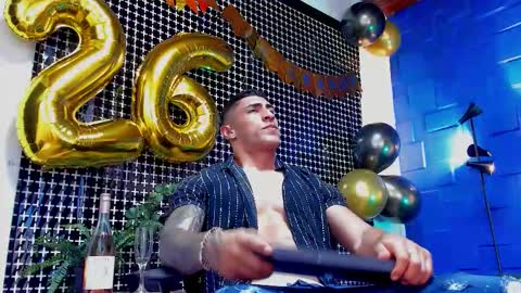   online show from 28, 11, 2025