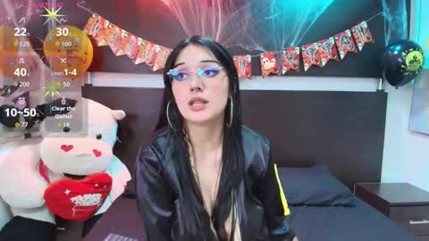 Adri  online show from 2, 11, 2025