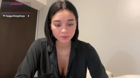 Adrianna  online show from 17, 1, 2026