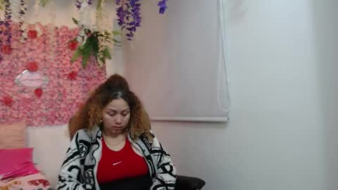 adriel_and_risitos_ online show from 19, 9, 2025