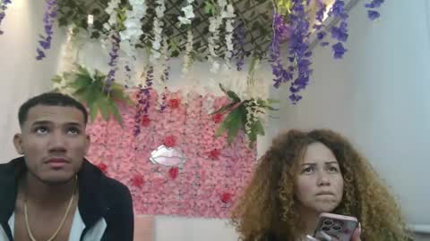 adriel_and_risitos_ online show from 1, 10, 2025