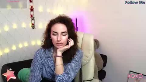Adriana online show from 28, 1, 2025