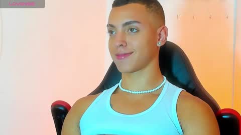 Snapshot of adriianlopez chatting on 9, 12, 2024 Adrian Lopez online show from 9, 12, 2024