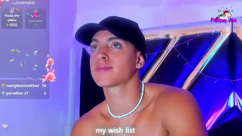 Snapshot of adriianlopez chatting on 21, 12, 2024 Adrian Lopez online show from 21, 12, 2024