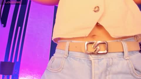 adriienne_ online show from 8, 3, 2026