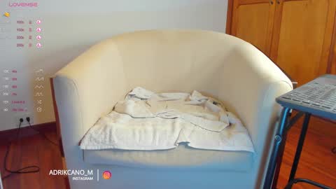 Santi online show from 30, 1, 2025