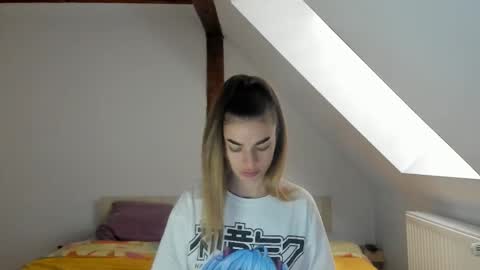 Snapshot of adventurina chatting on 30, 10, 2025 adventurina online show from 30, 10, 2025