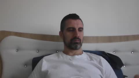 Adrian online show from 4, 3, 2026