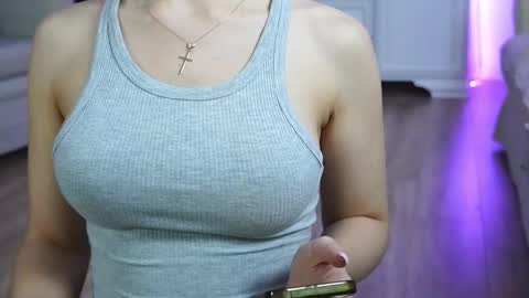 Aelia online show from 4, 2, 2026