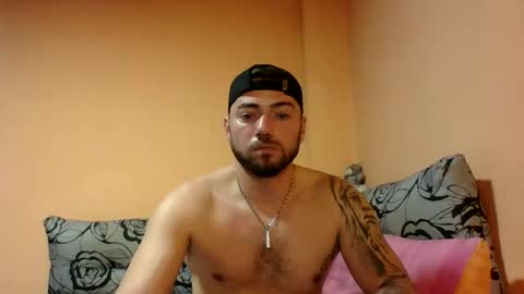 Snapshot of aerthurethan chatting on 27, 10, 2025 aerthurethan online show from 27, 10, 2025