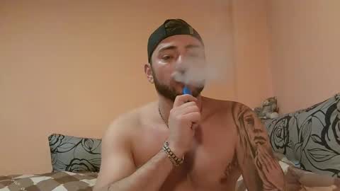 Snapshot of aerthurethan chatting on 17, 12, 2025 aerthurethan online show from 17, 12, 2025