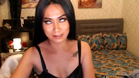 Snapshot of affairtoyourgoddesskhendra chatting on 14, 2, 2025 Dominant Goddess Contessa online show from 14, 2, 2025