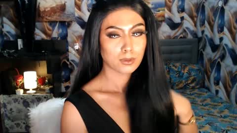 Snapshot of affairtoyourgoddesskhendra chatting on 5, 3, 2025 Dominant Goddess Contessa online show from 5, 3, 2025