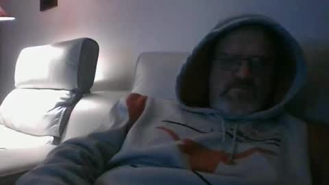 Snapshot of afr10221966 chatting on 14, 11, 2025 afr10221966 online show from 14, 11, 2025