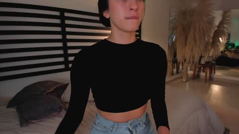 Emma online show from 4, 12, 2024