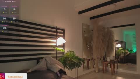 Emma online show from 10, 12, 2024