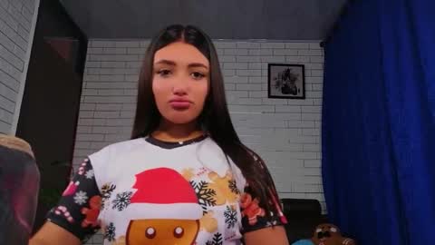 Snapshot of afrodita_shalom chatting on 18, 12, 2025 AFRODITA online show from 18, 12, 2025