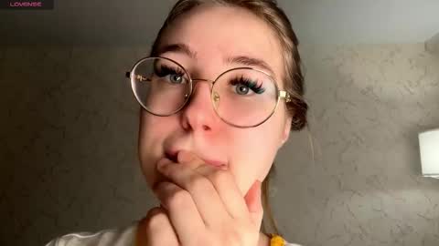 Snapshot of afroditacaree chatting on 25, 3, 2026 Kind sensual Emma fav pattern 2266 online show from 25, 3, 2026