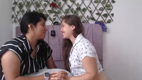 Snapshot of afroditawhispers chatting on 25, 3, 2026 Lia Valkyria online show from 25, 3, 2026