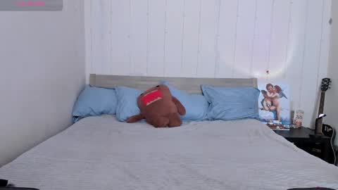 Snapshot of agata_cherry chatting on 11, 9, 2025 Eva online show from 11, 9, 2025