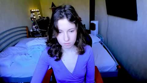 agata_in_wonderland online show from 17, 9, 2025