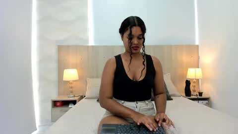 Agata Ortiz online show from 30, 1, 2025