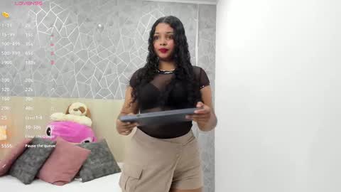 Agata Ortiz online show from 13, 9, 2025