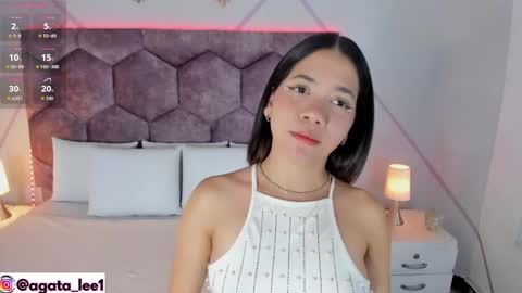 agataa_lee online show from 17, 9, 2025