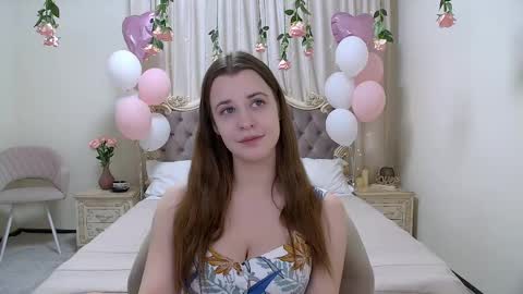 Agata Aisitt online show from 2, 3, 2025