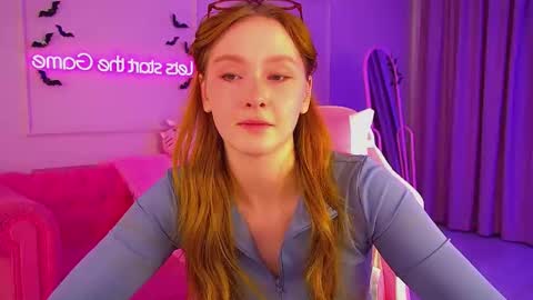 AgataFoxley online show from 5, 11, 2025