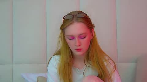 AgataFoxley online show from 30, 11, 2025