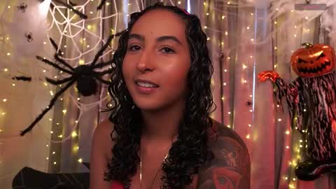 Snapshot of agatha_collinss chatting on 16, 10, 2025 Val inst agatha clls online show from 16, 10, 2025