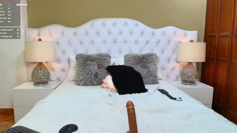  Agatha  online show from 30, 1, 2025