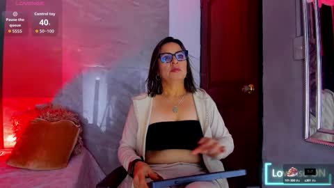 Snapshot of agatha_pleasure chatting on 10, 10, 2025 agatha_pleasure online show from 10, 10, 2025