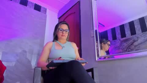 Snapshot of agatha_pleasure chatting on 16, 10, 2025 agatha_pleasure online show from 16, 10, 2025