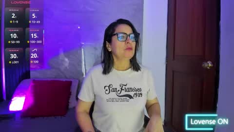 agatha_pleasure online show from 17, 12, 2025