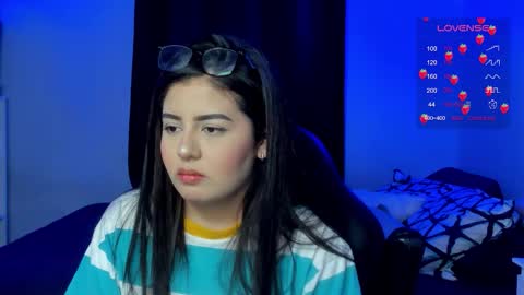 Snapshot of agatha_riccie chatting on 11, 11, 2025 Cat online show from 11, 11, 2025