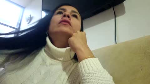 Aghata Moon online show from 30, 12, 2024