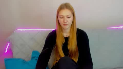 Snapshot of agnesarden chatting on 26, 10, 2025 AgnesArden online show from 26, 10, 2025